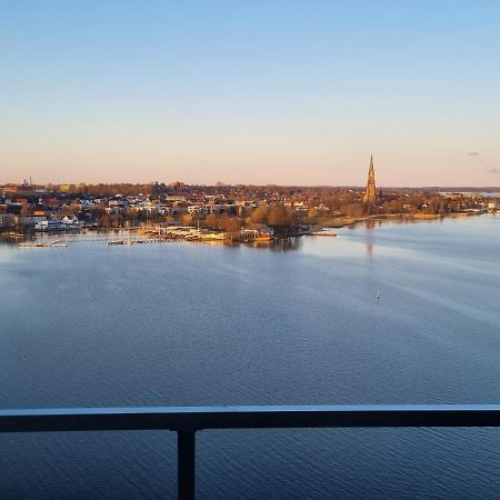 Traumblick! Mitten Im Wasser, Dem Himmel Ganz Nah! シュレースヴィヒ エクステリア 写真
